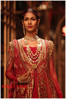 Tarun Tahiliani fashion design